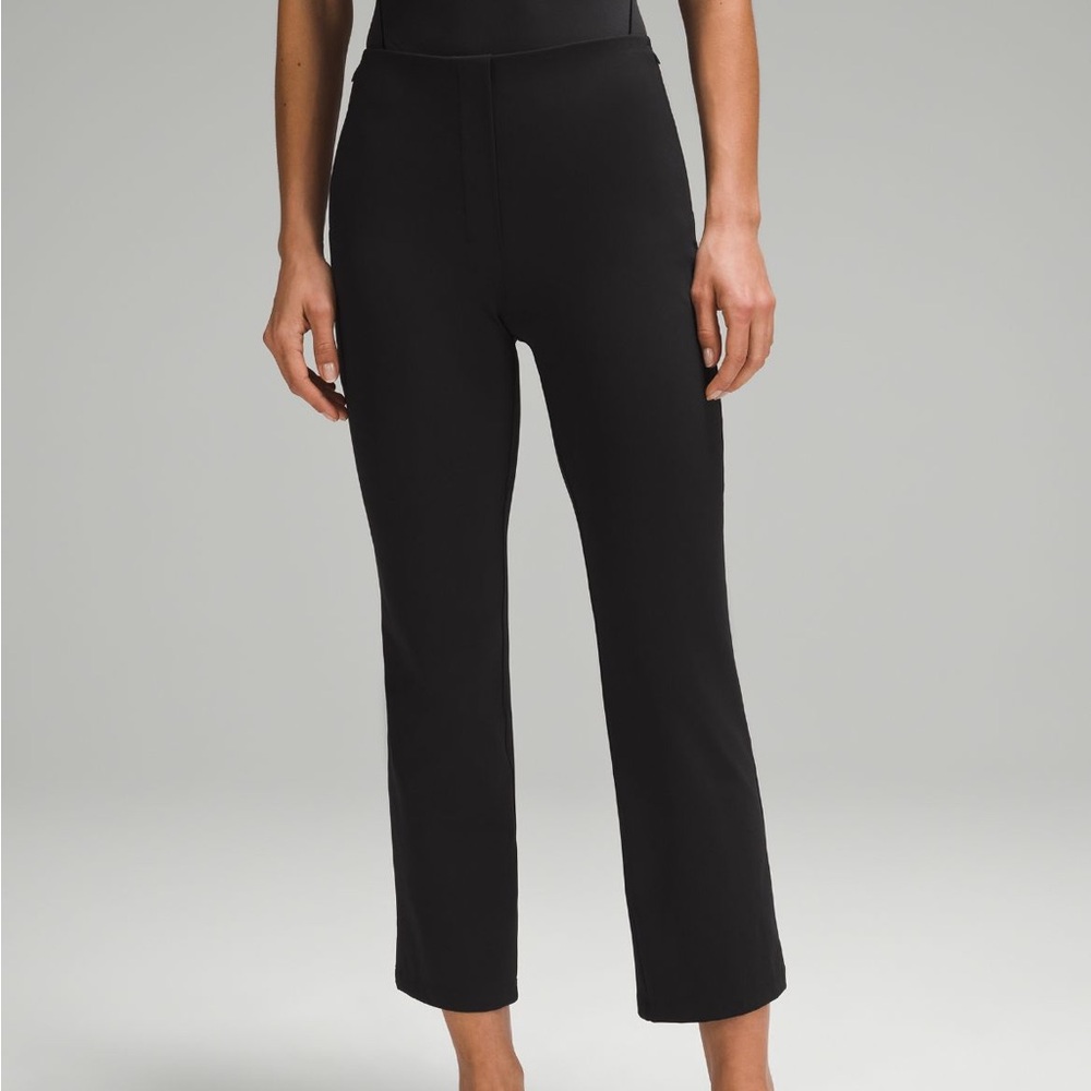 Lululemon smooth fit pull on crop pants